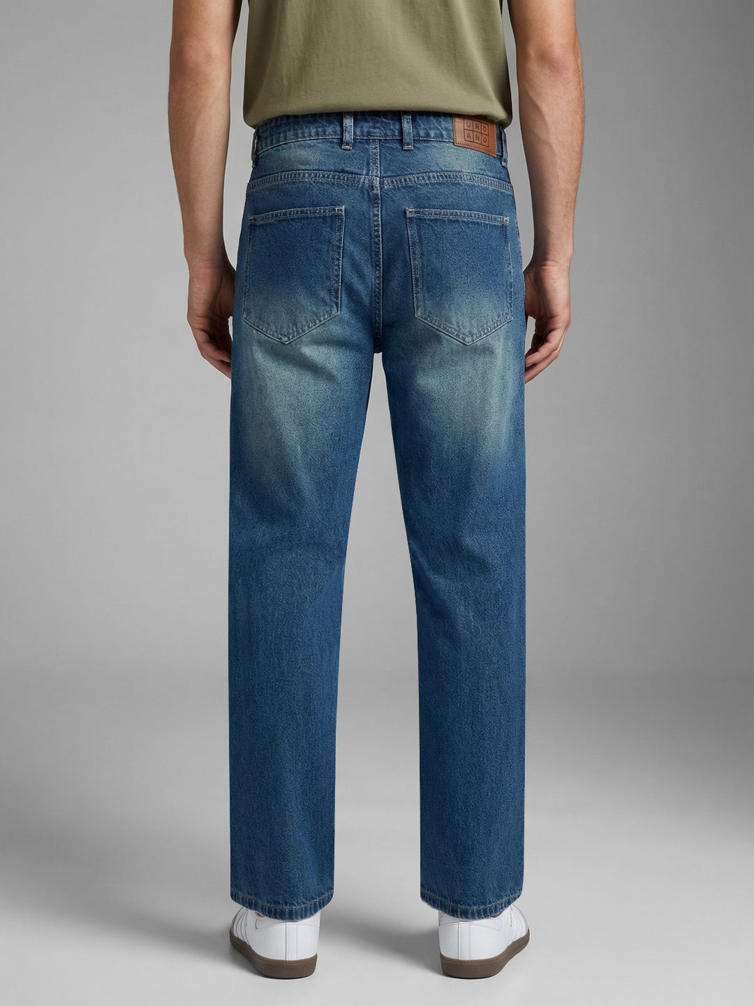 Men's Light Blue Relaxed Fit Washed Denim Jeans Non-Stretchable