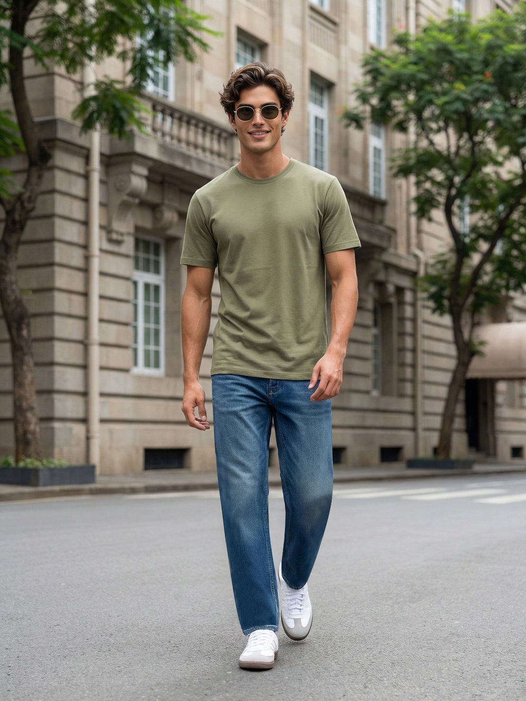 Men's Light Blue Relaxed Fit Washed Denim Jeans Non-Stretchable
