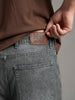 Men's Light Grey Relaxed Fit Washed Denim Jeans Non-Stretchable