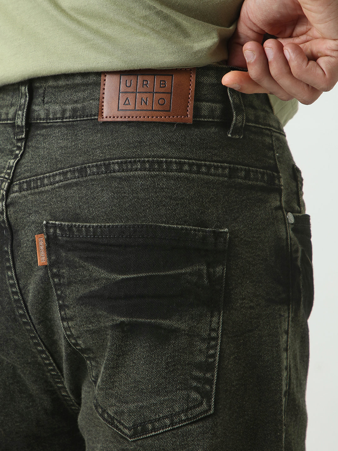 Men's Black Straight Fit Heavy Washed Jeans Stretchable