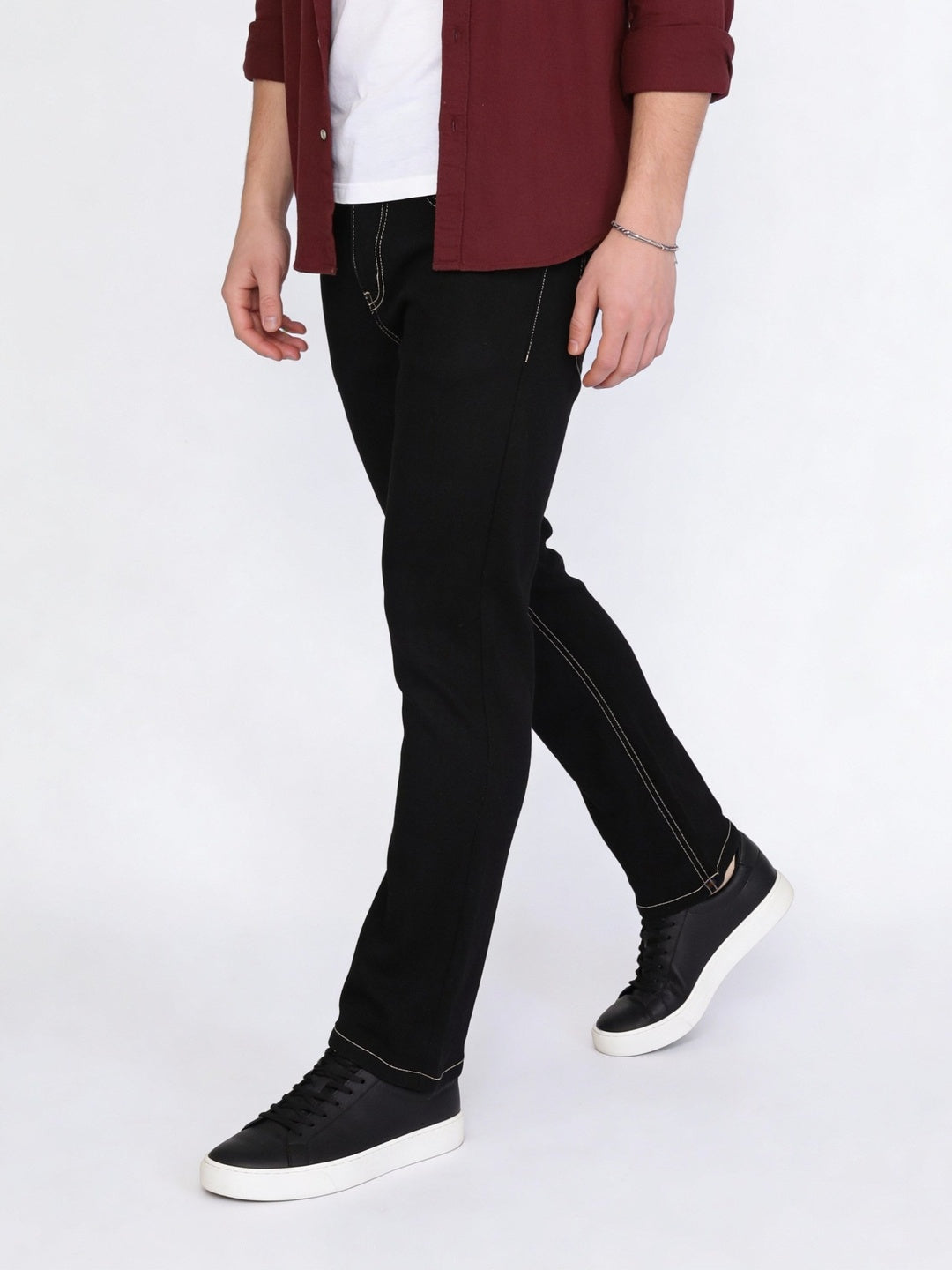 Men's Black Straight Fit Raw Washed Denim Jeans Stretchable