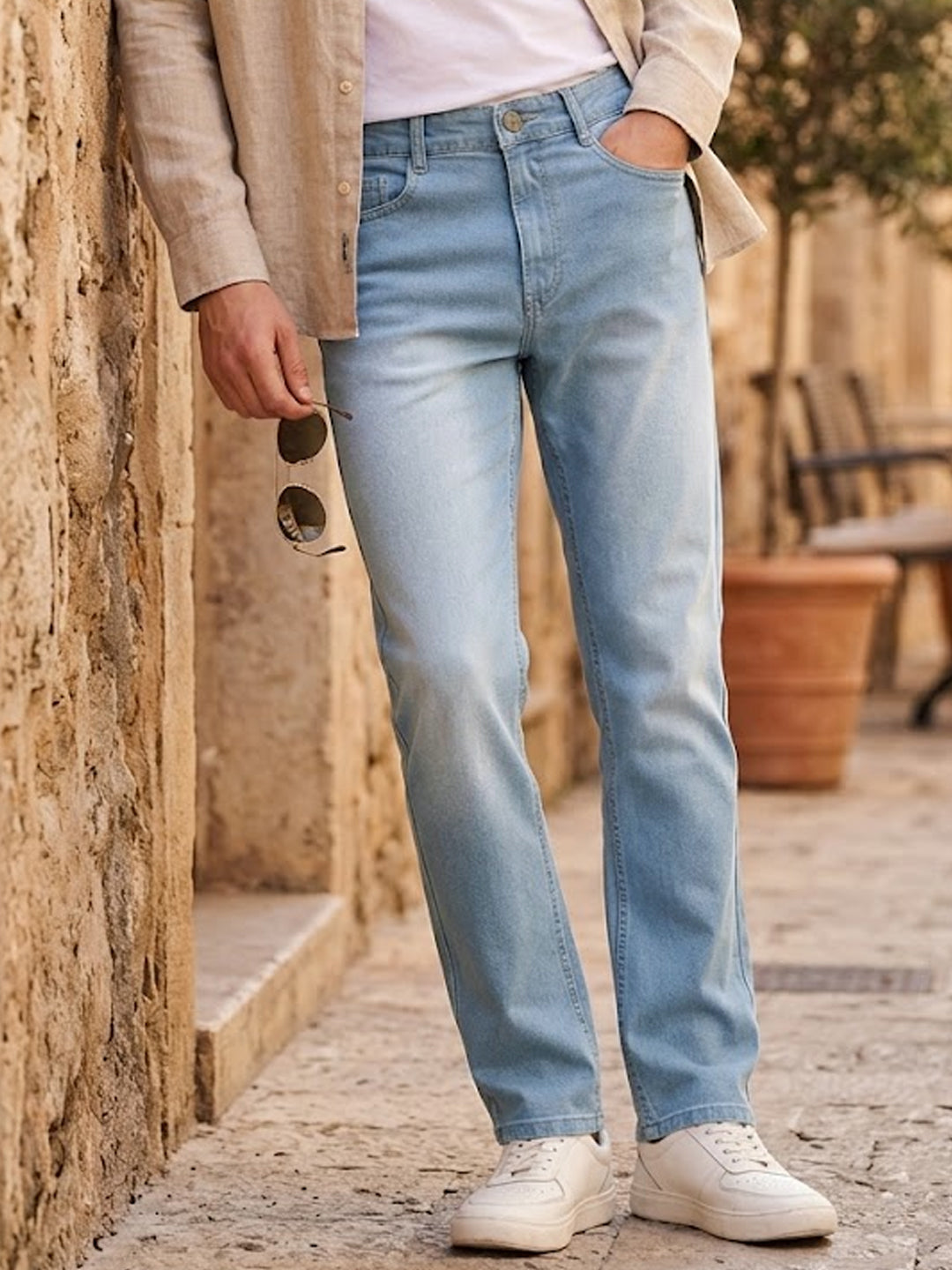 Men's Ice Blue Straight Fit Washed Jeans Stretchable