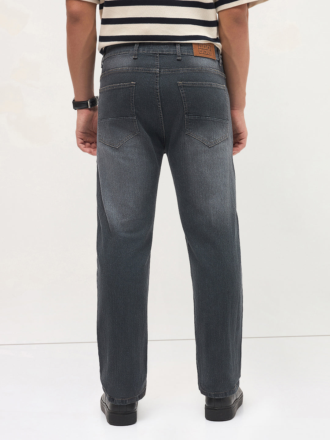 Men's Dark Grey Straight Fit Washed Denim Jeans Stretchable