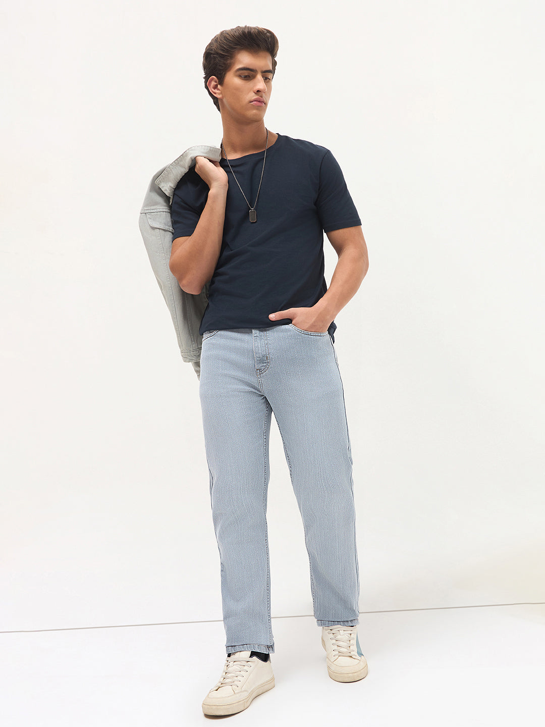 Men's Light Grey Straight Fit Washed Denim Jeans Stretchable