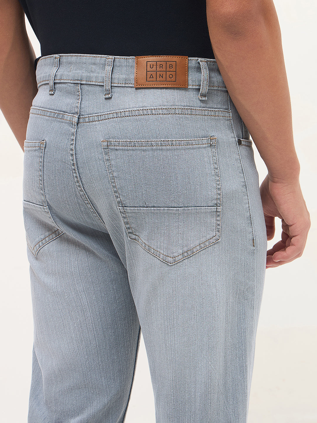 Men's Light Grey Straight Fit Washed Denim Jeans Stretchable