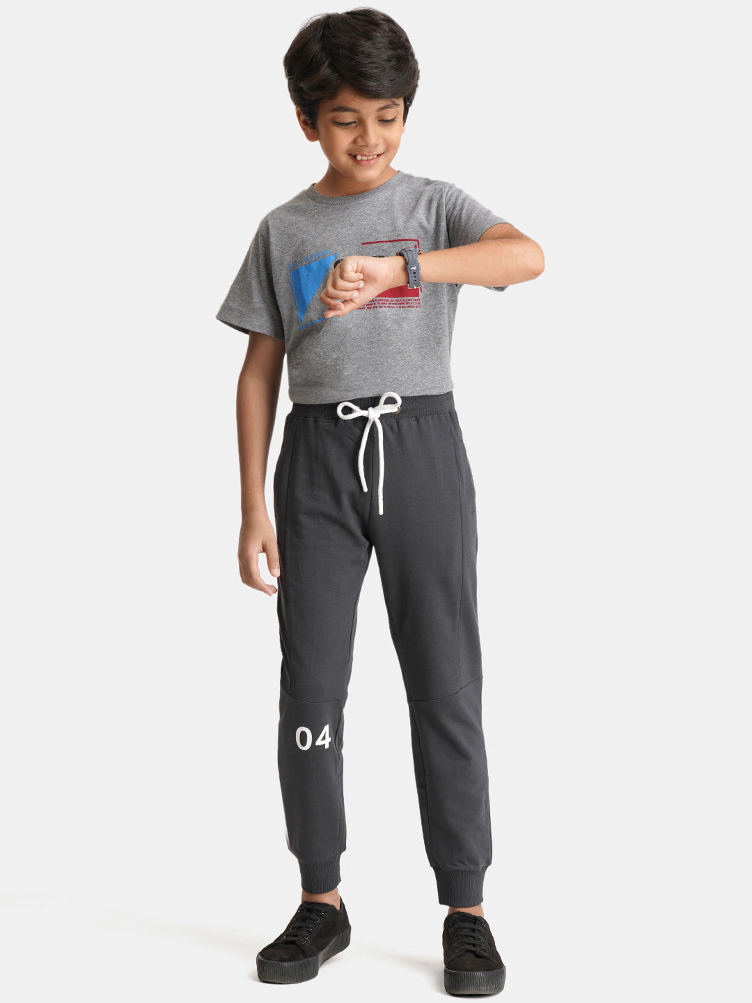 Urbano Juniors Boy's Grey Solid Regular Fit Jogger Track Pants Stretch