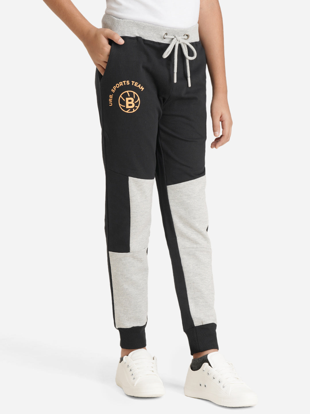 Urbano Juniors Boy's Black, Grey Printed, Color Block Regular Fit Jogger Track Pants Stretch