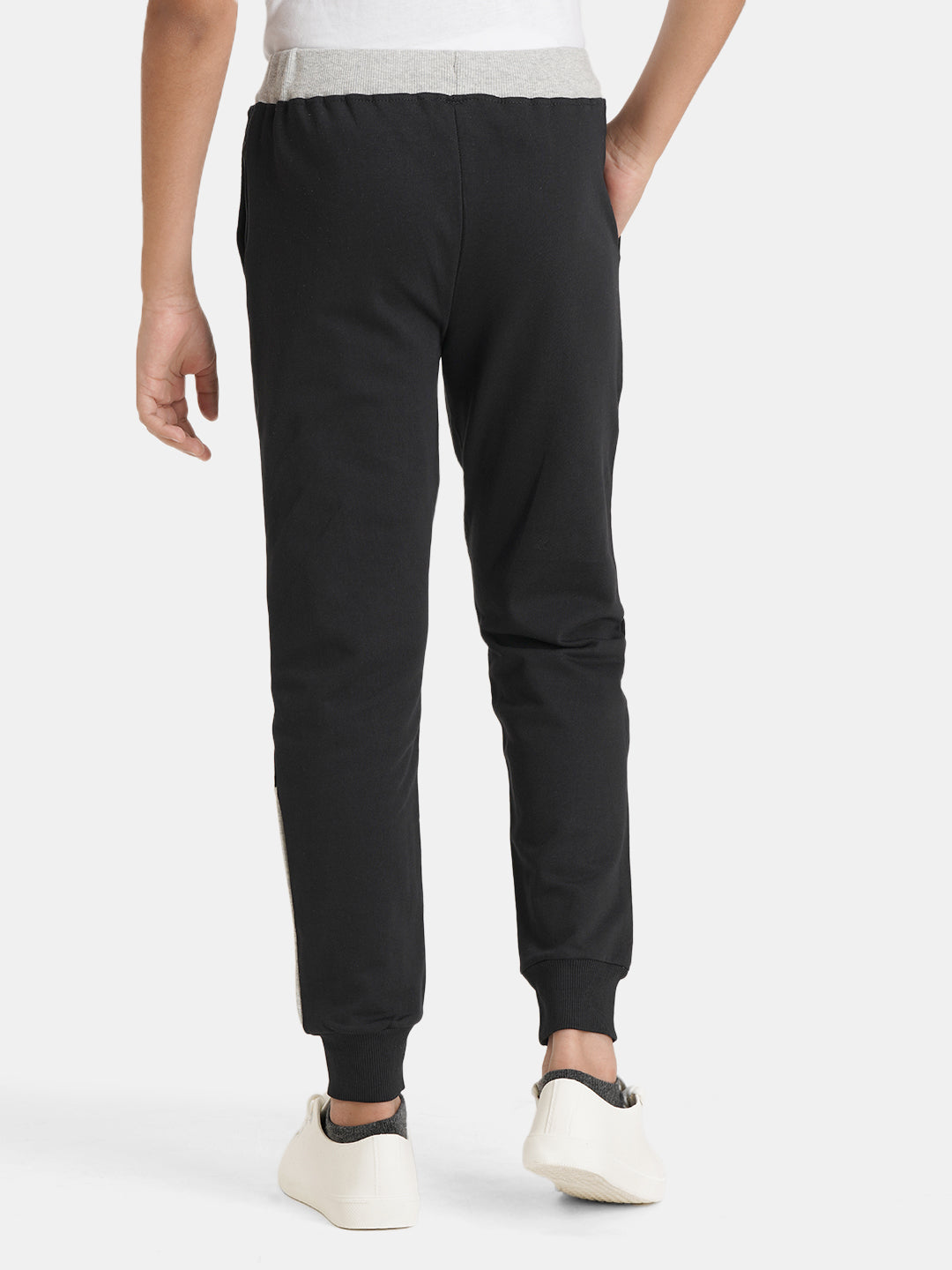 Urbano Juniors Boy's Black, Grey Printed, Color Block Regular Fit Jogger Track Pants Stretch