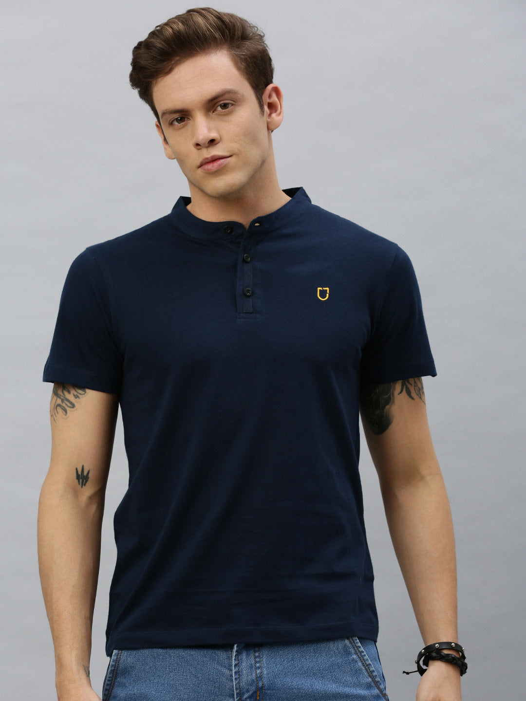 Men's Navy Blue Solid Mandarin Collar Slim Fit Cotton T-Shirt