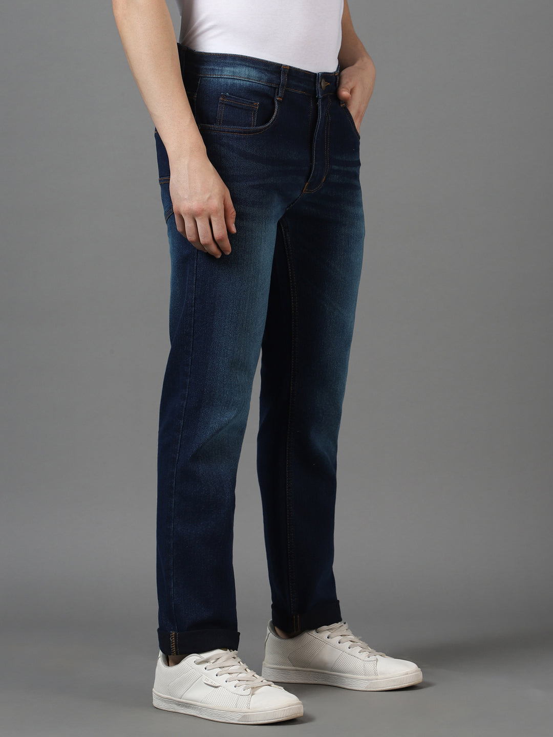 Men's Blue Regular Fit Washed Jeans Stretchable