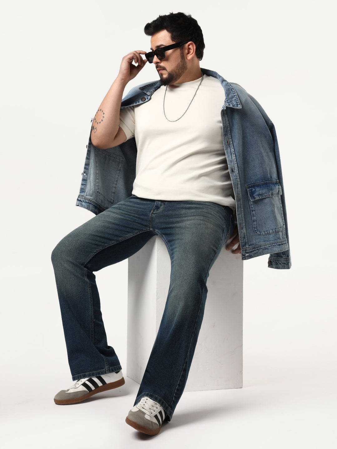 Plus Men's Light Blue Bootcut Fit Mid Rise Heavy Washed Jeans Stretchable