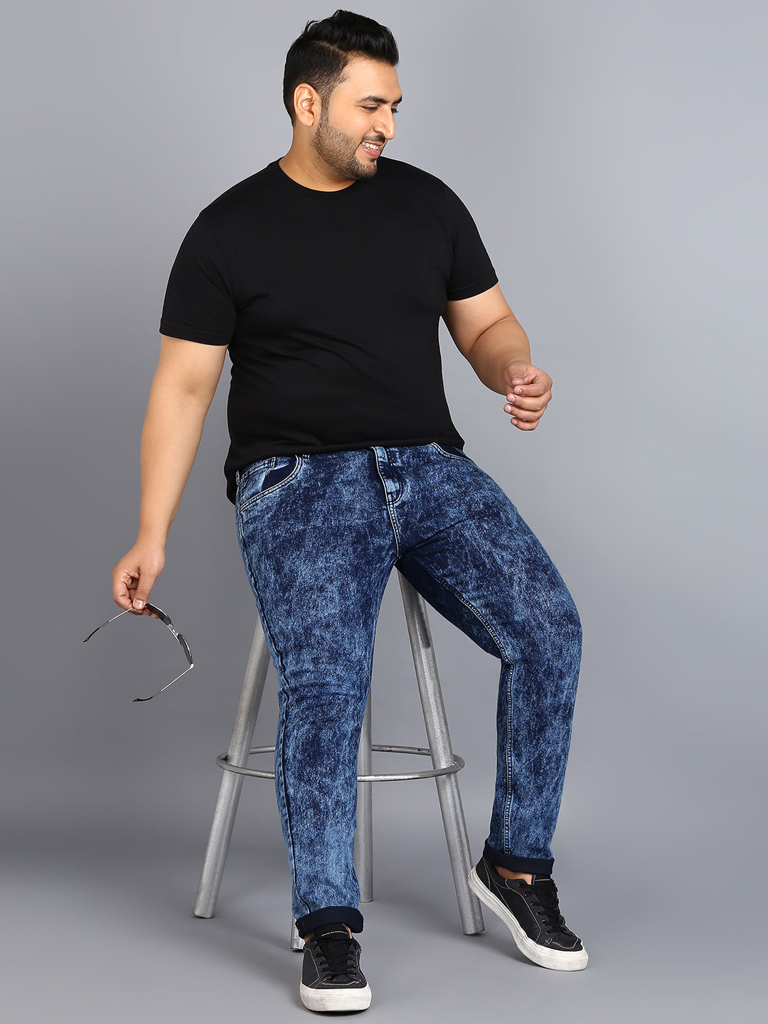 Urbano Plus Men's Carbon Blue Regular Fit Washed Jeans Stretchable