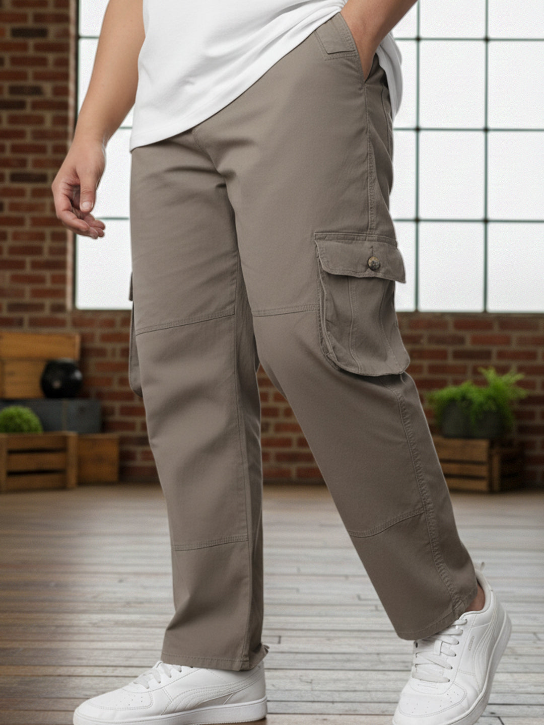 Plus Men's Grey Regular Fit Solid Cargo Chino Pant with 6 Pockets