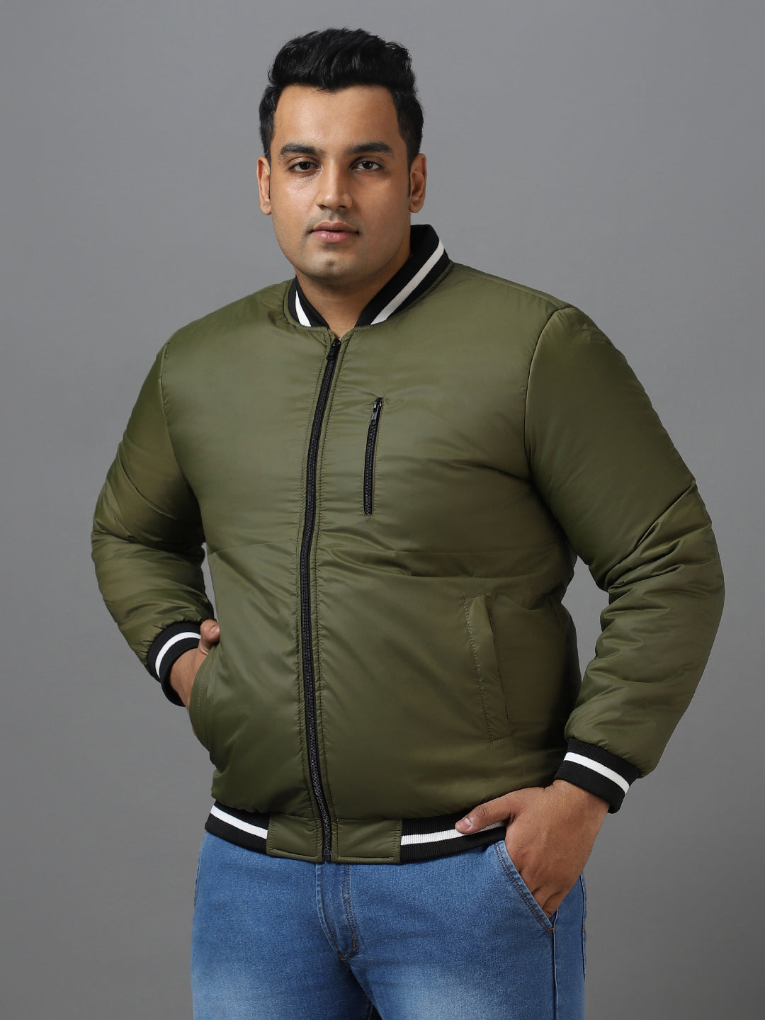 Urbano Plus Men's Green Full Sleeve Zippered Bomber Jacket