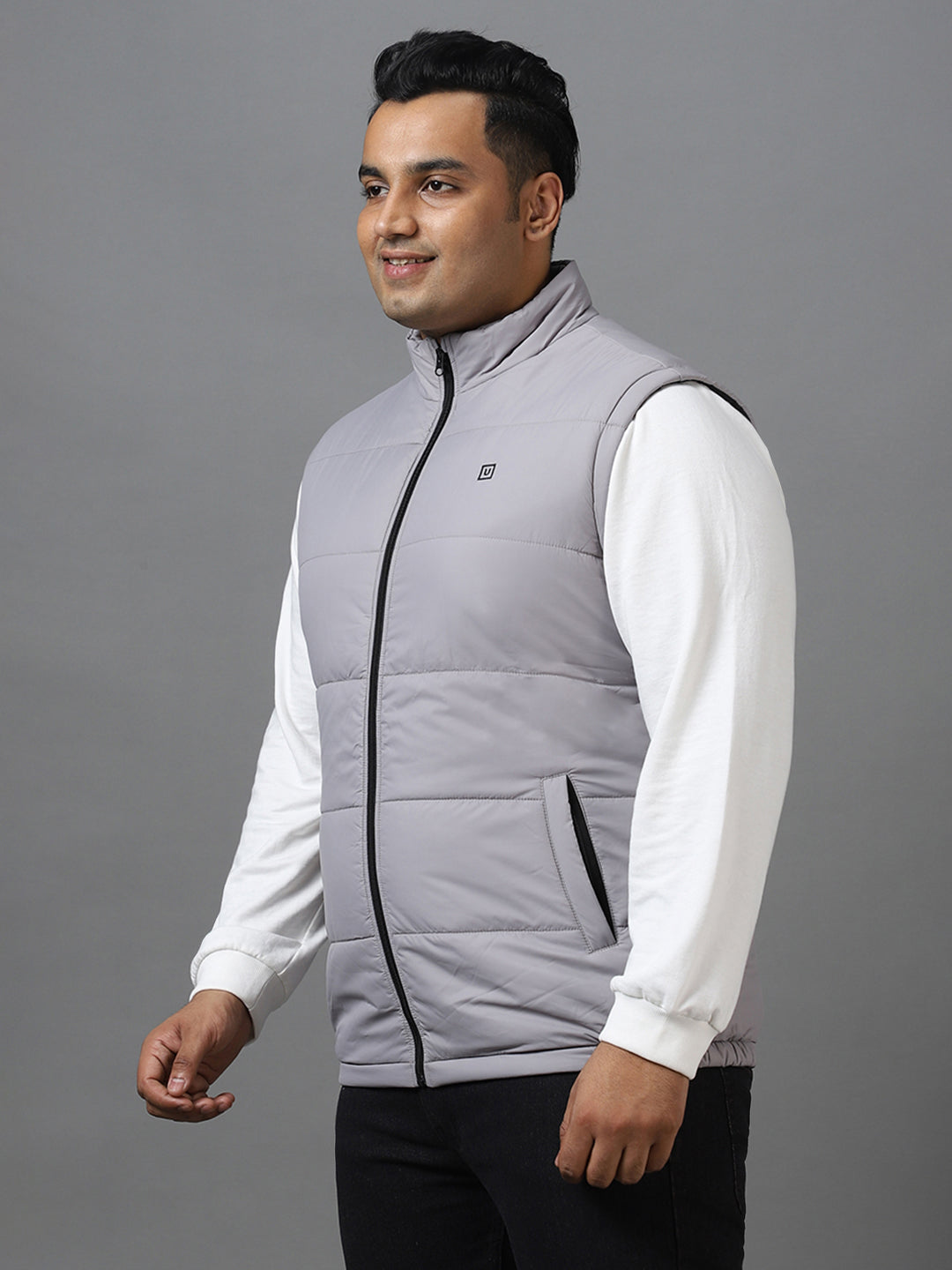 Urbano Plus Men's Light Grey Sleeveless Zippered Puffer Jacket