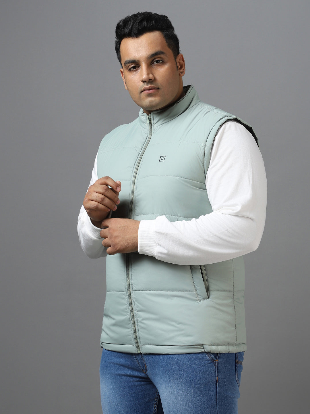 Urbano Plus Men's Green Sleeveless Zippered Puffer Jacket