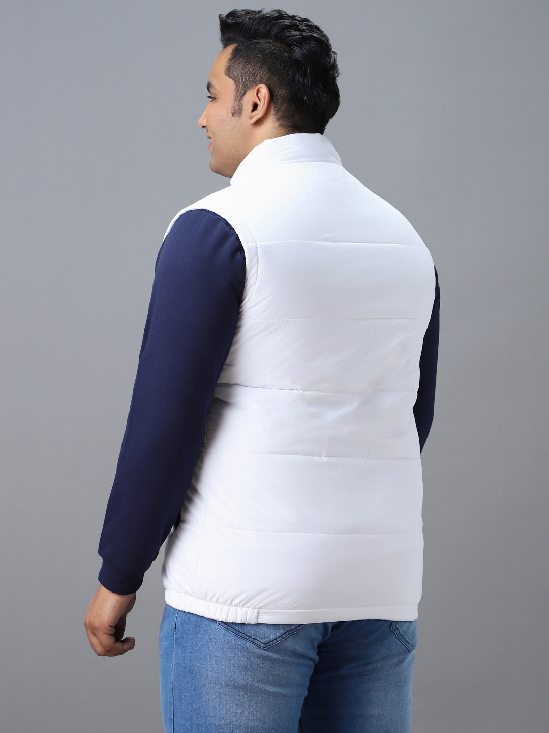 Urbano Plus Men's White Sleeveless Zippered Puffer Jacket