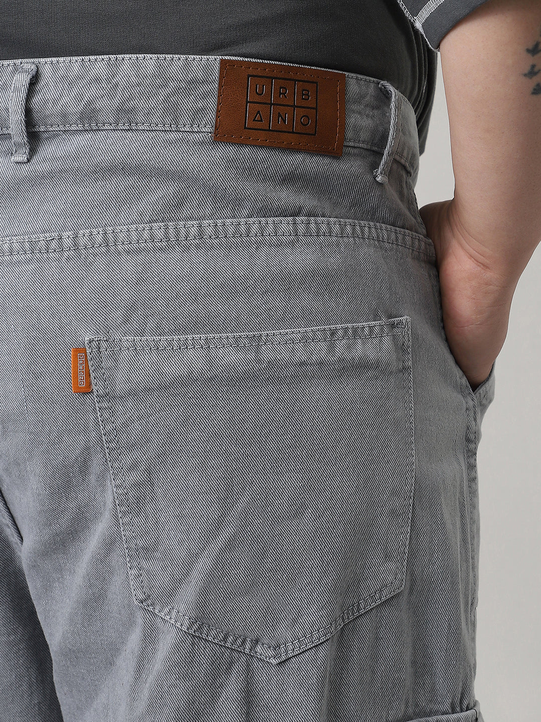 Plus Men's Light Grey Loose Fit Cargo Jeans with 6 Pockets Non-Stretchable