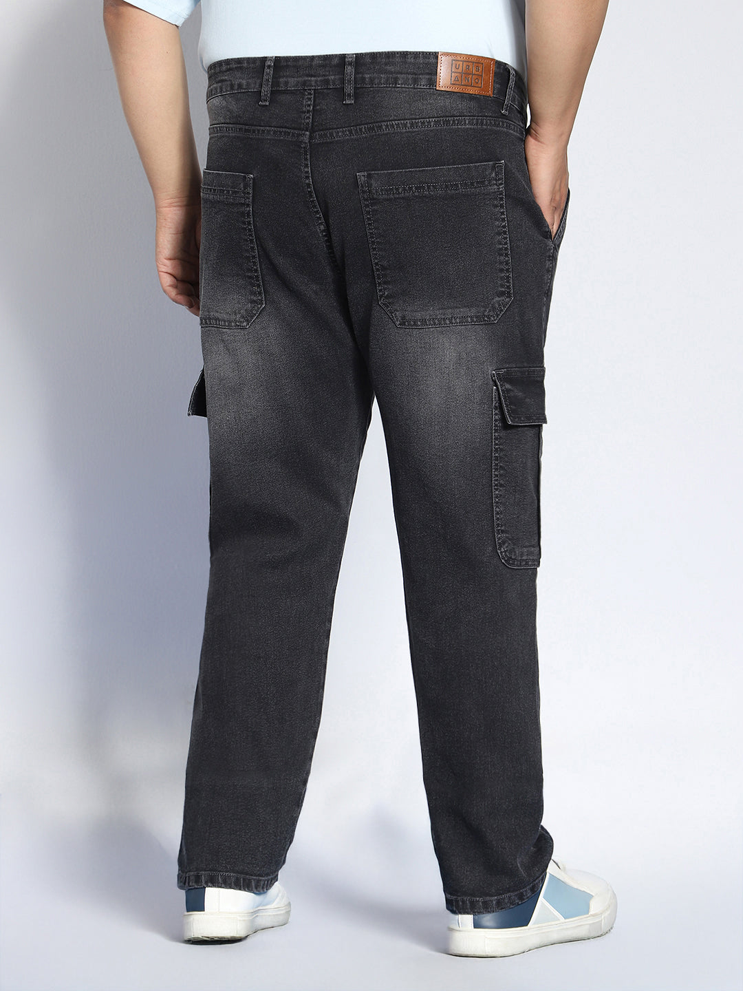 Plus Men's Grey Regular Fit Washed Cargo Jeans With 6 Pockets Stretchable