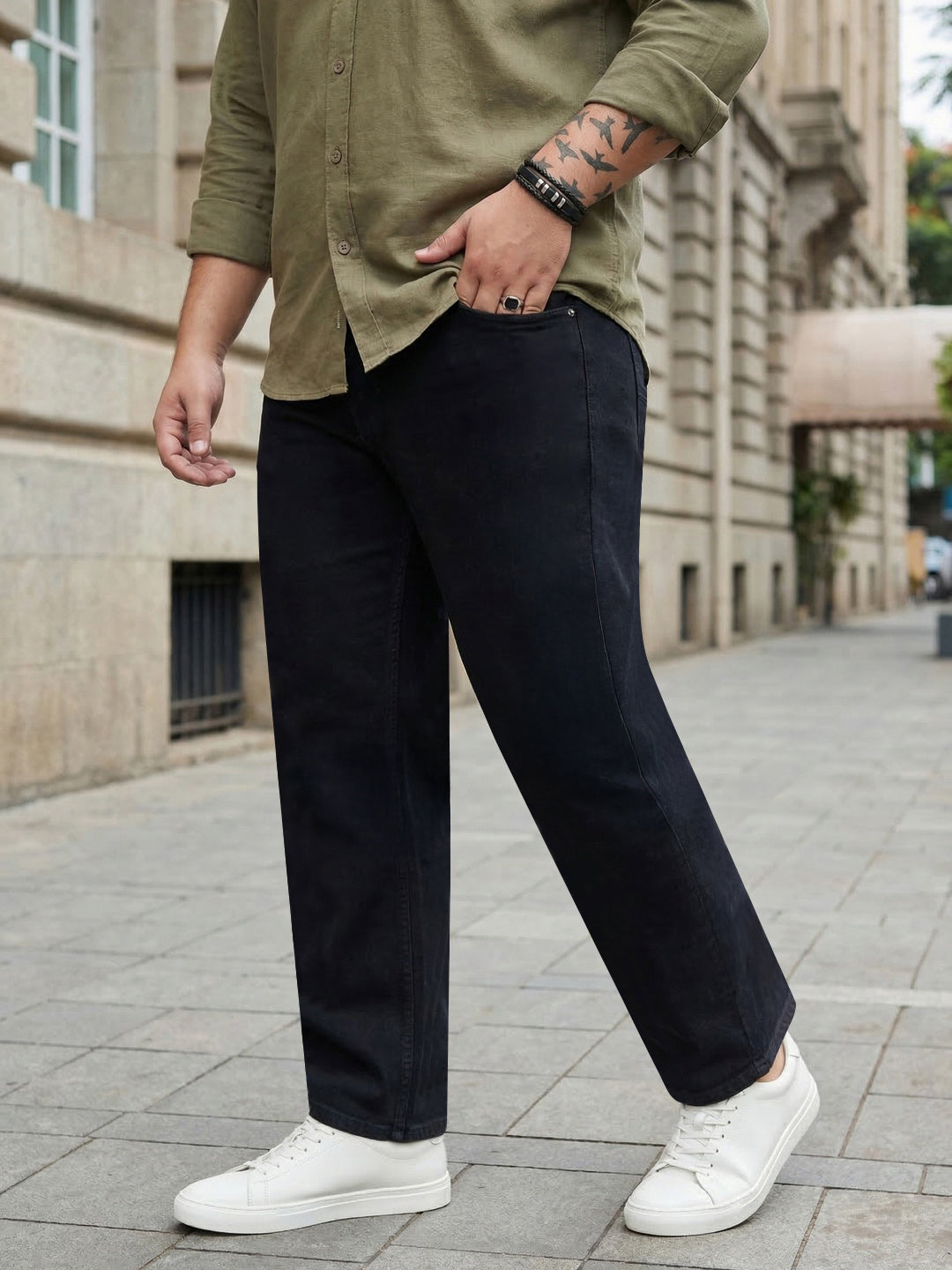 Plus Men's Black Relaxed Fit Washed Denim Jeans Non-Stretchable