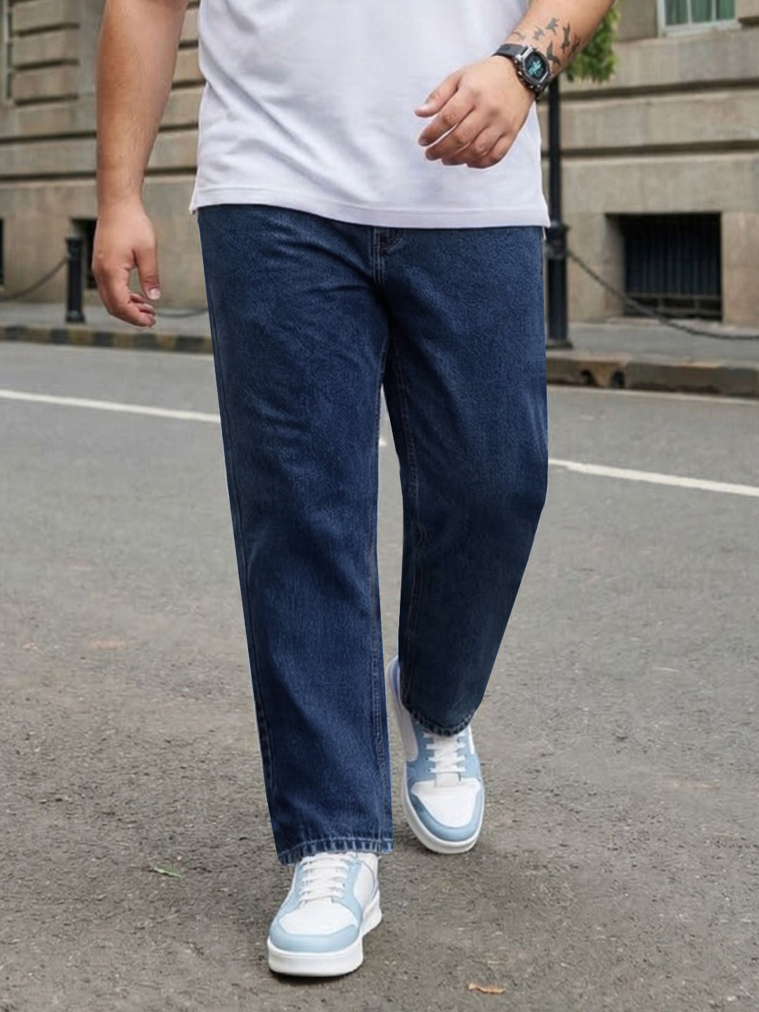 Plus Men's Dark Blue Relaxed Fit Washed Denim Jeans Non-Stretchable