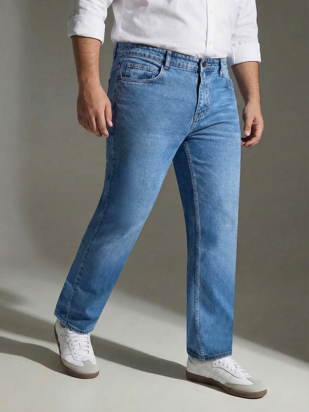 Plus Men's Ice Blue Relaxed Fit Washed Denim Jeans Non-Stretchable