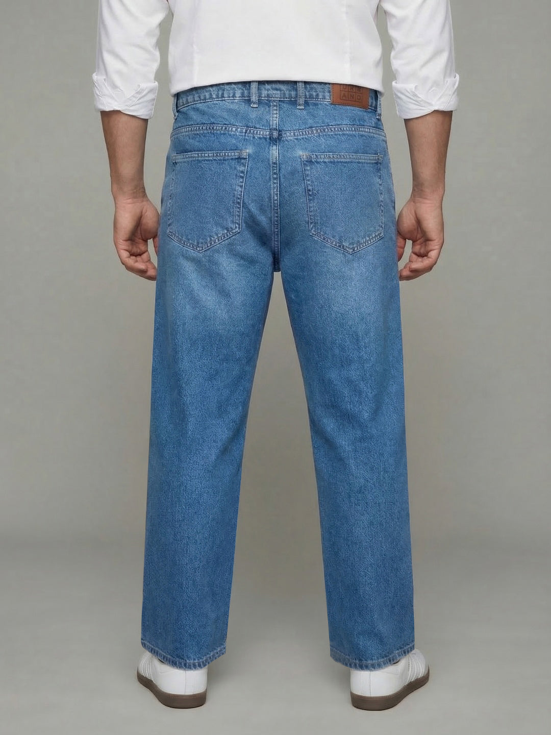 Plus Men's Ice Blue Relaxed Fit Washed Denim Jeans Non-Stretchable