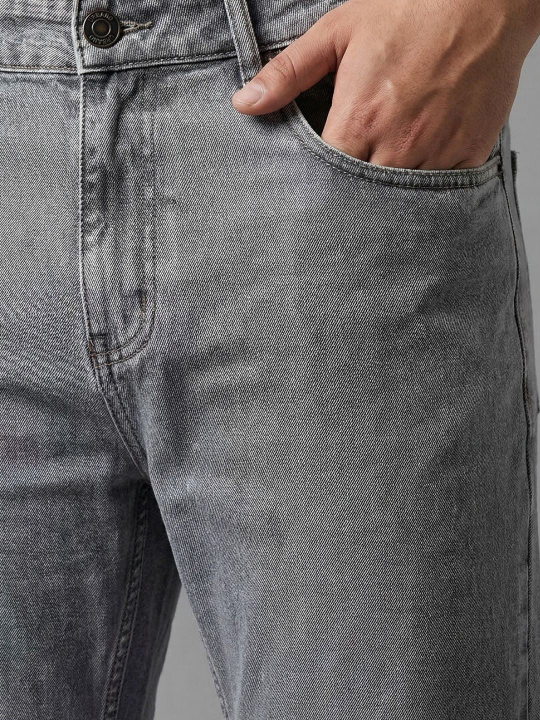 Plus Men's Ice Grey Relaxed Fit Washed Denim Jeans Non-Stretchable