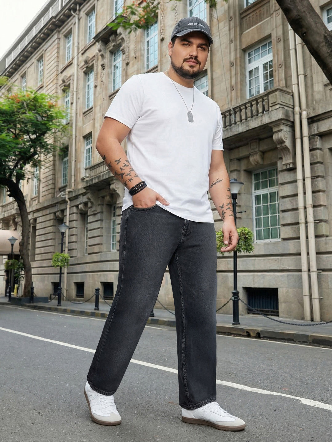 Plus Men's Grey Relaxed Fit Washed Denim Jeans Non-Stretchable