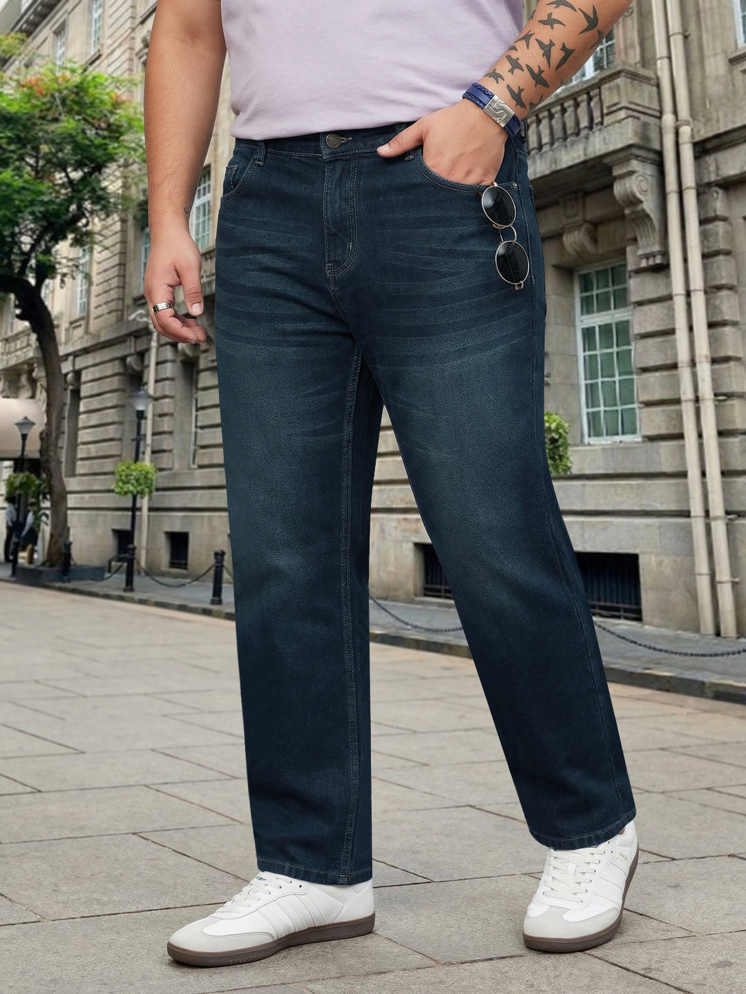Plus Men's Dark Blue Relaxed Fit Washed Denim Jeans Non-Stretchable