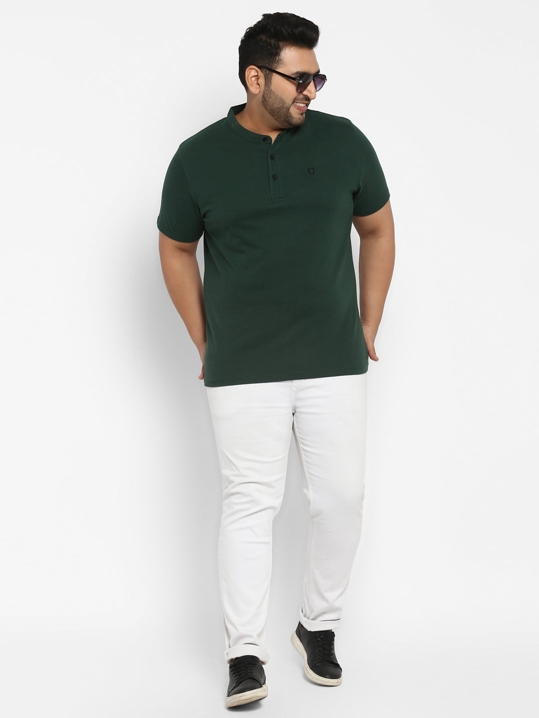 Plus Men's Bottle Green Solid Mandarin Collar Regular Fit Half Sleeve Cotton T-Shirt
