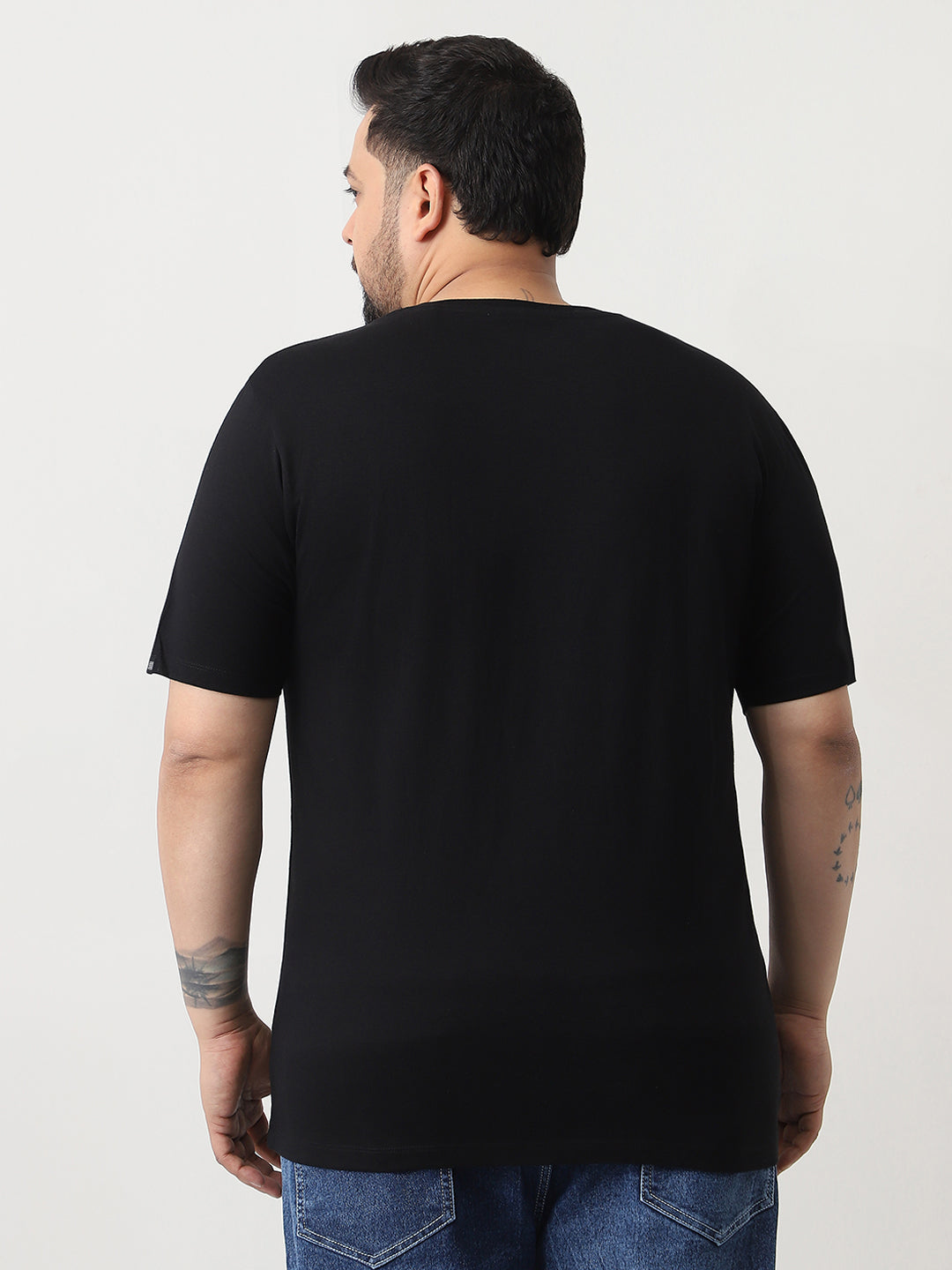 Plus Men's Black Solid Regular Fit Round Neck Cotton T-Shirt