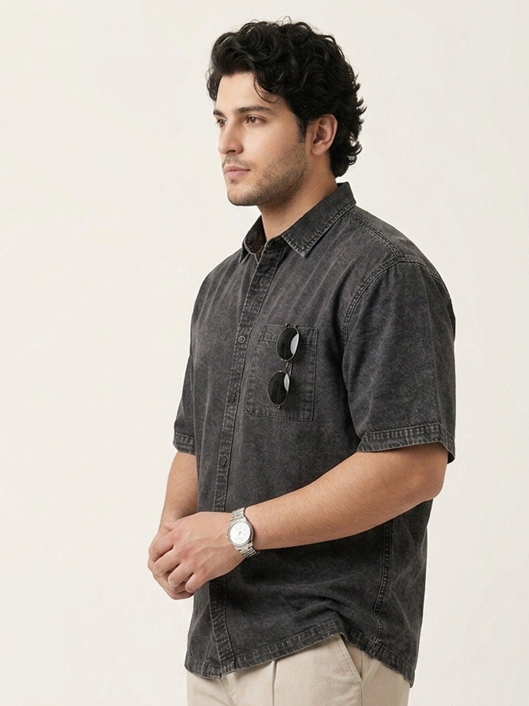 Plus Men's Grey Oversized Fit Half Sleeve Solid Casual Denim Shirt