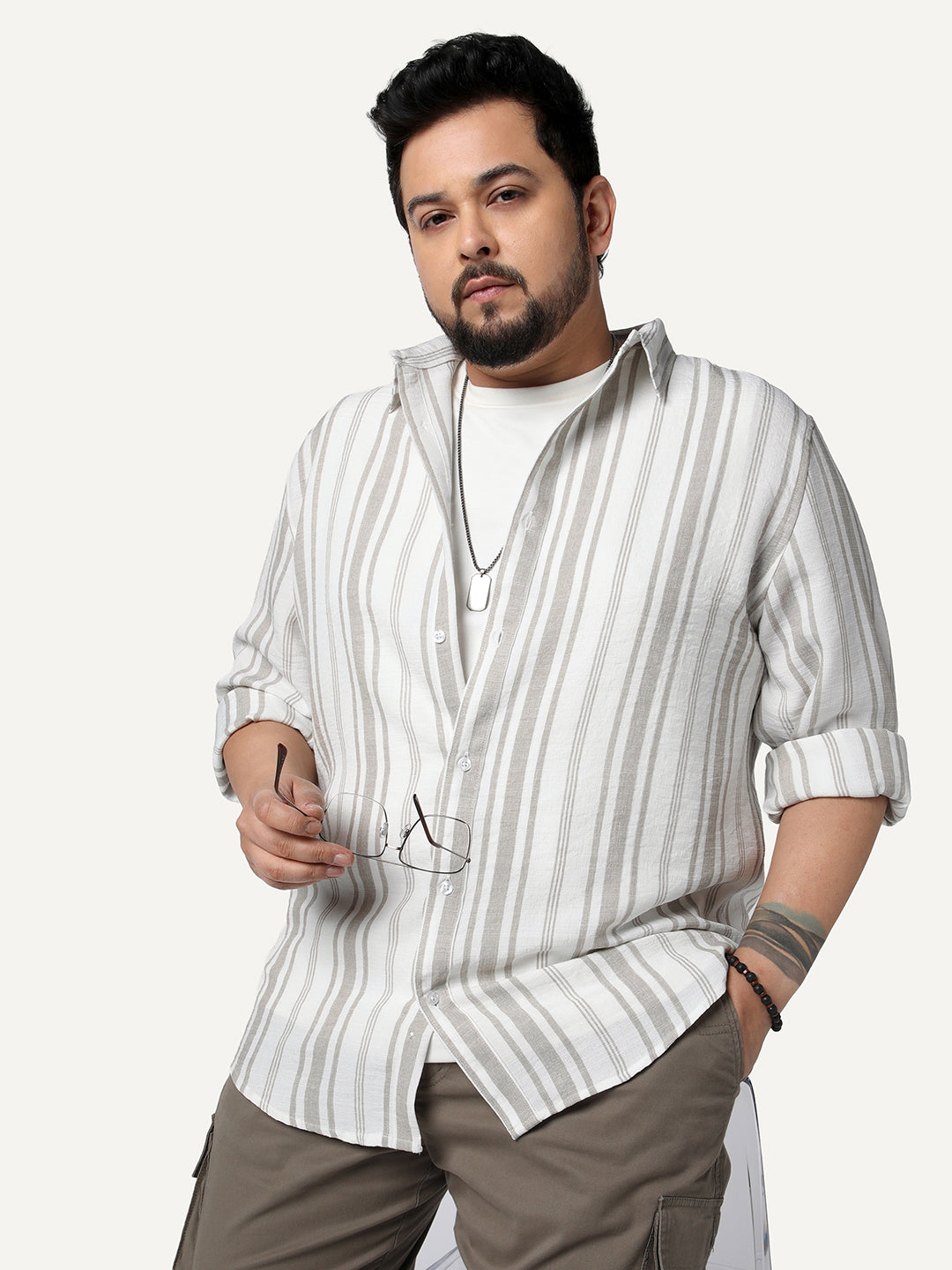 Plus Men's Light Grey Cotton Full Sleeve Relaxed Fit Linen Striped Shirt with Spread Collar