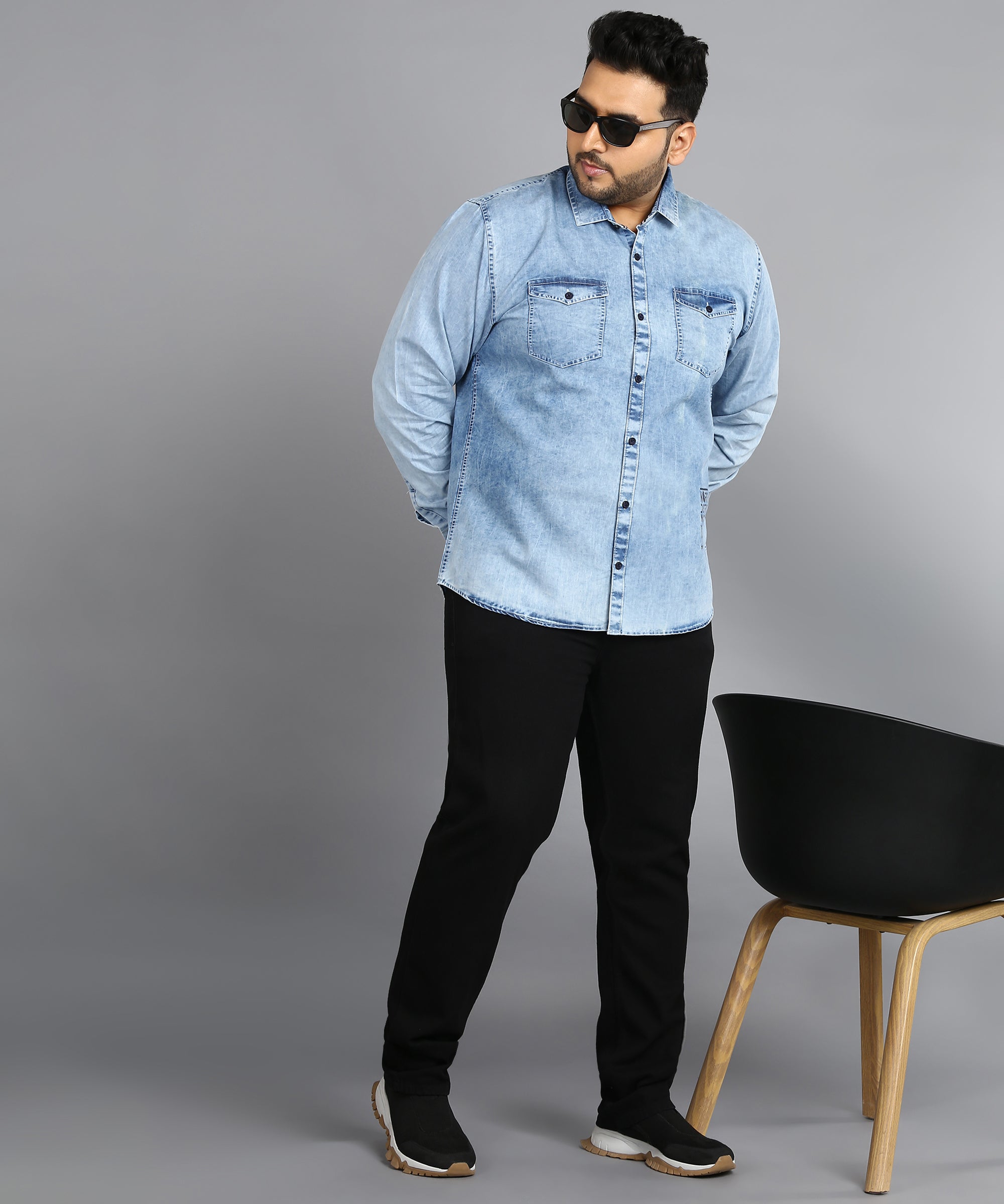 Plus Men's Ice Blue Denim Full Sleeve Regular Fit Washed Casual Shirt