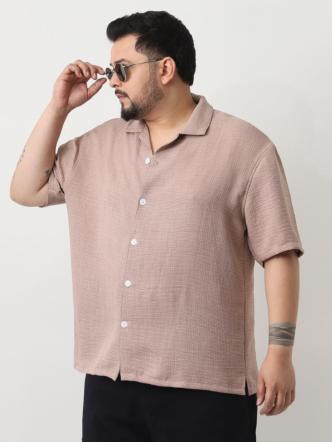 Plus Men's Mocha Mousse Cotton Half Sleeve Oversized Fit Textured Shirt with Cuban Collar