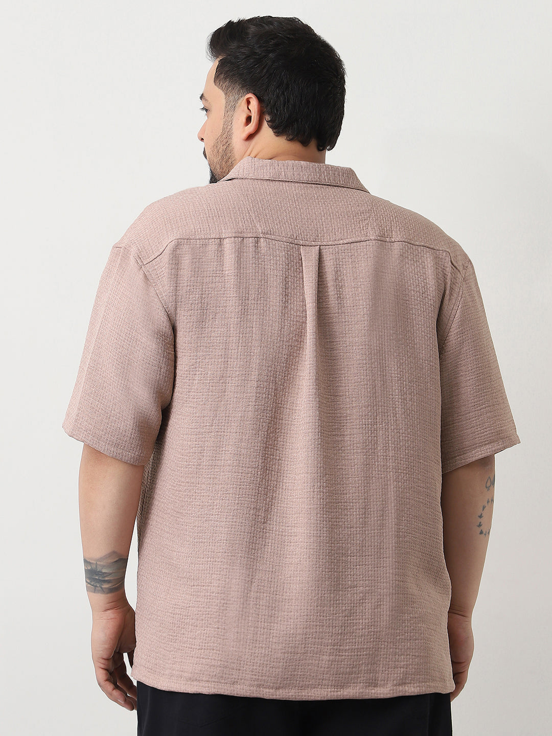 Plus Men's Mocha Mousse Cotton Half Sleeve Oversized Fit Textured Shirt with Cuban Collar