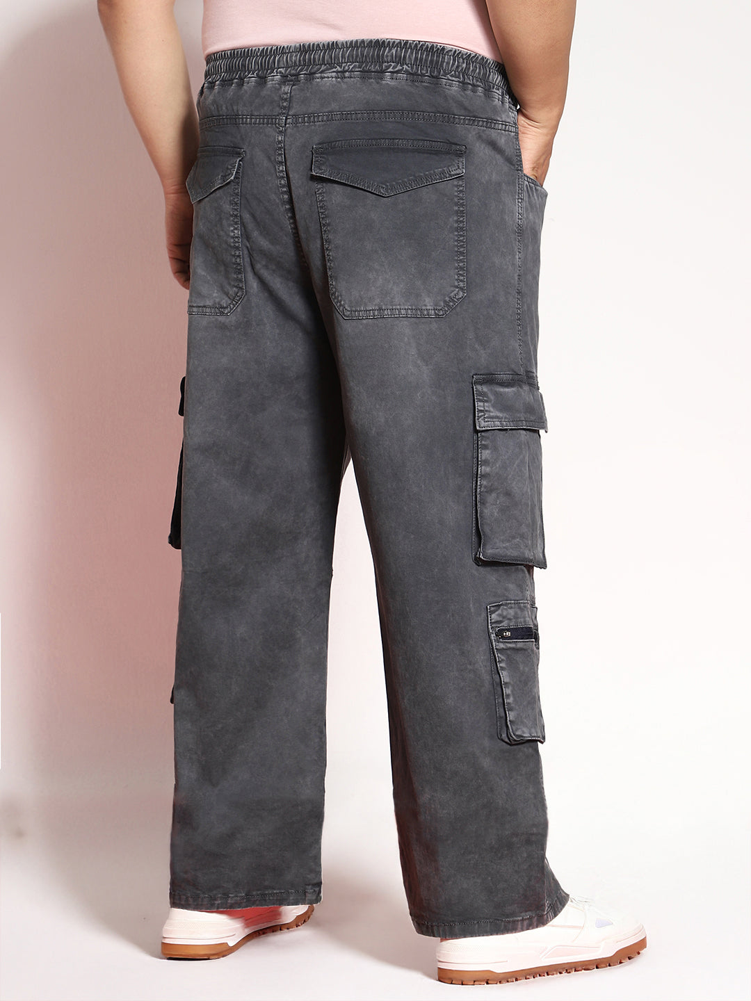 Plus Men's Grey Loose Baggy Fit Travel Cargo Jeans With 8 Pockets Stretchable