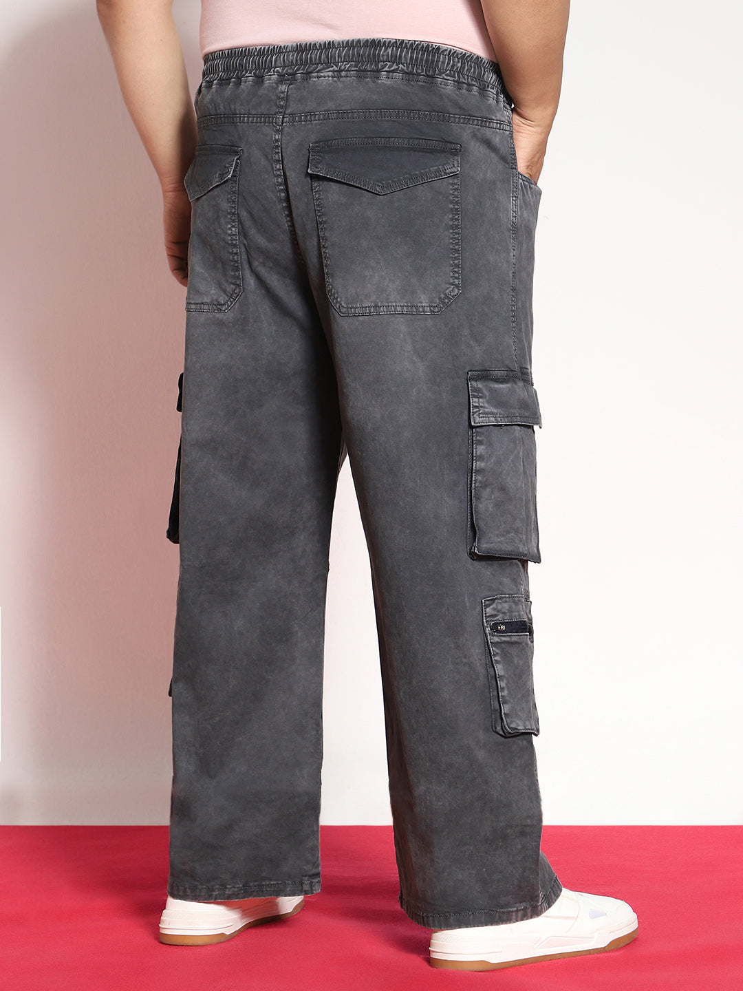 Plus Men's Grey Loose Baggy Fit Travel Cargo Jeans With 8 Pockets Stretchable