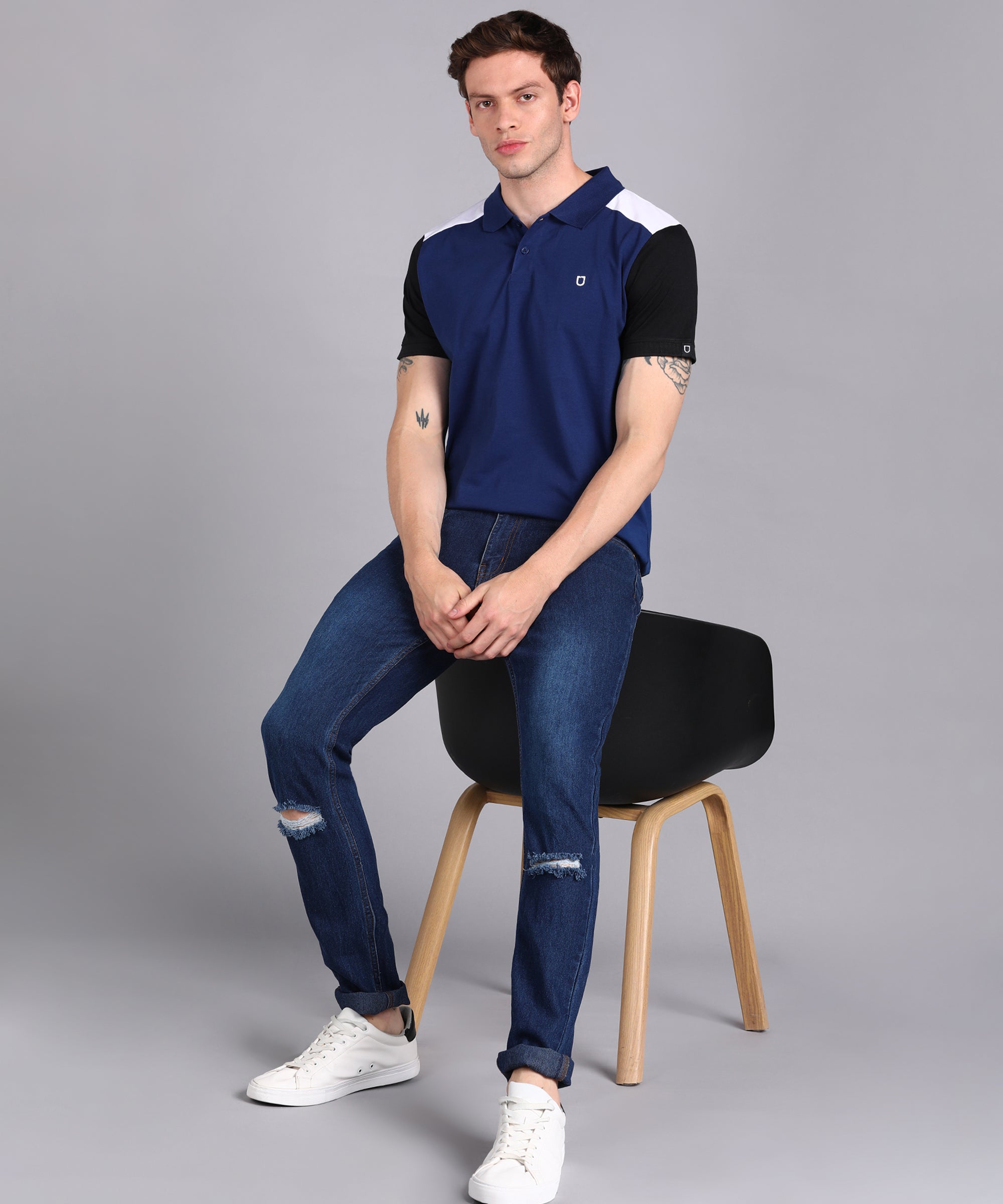 Men's Dark Blue, Black, White Colour-Block Slim Fit Half Sleeve