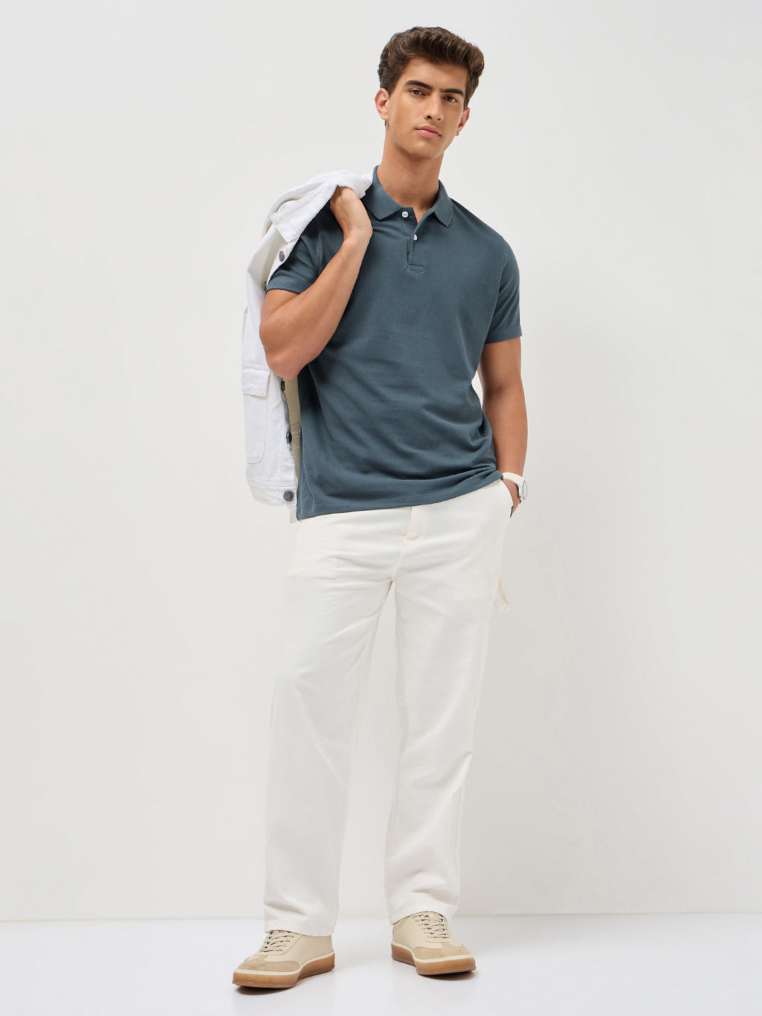 Men's Dark Grey Solid Regular Fit Half Sleeve Cotton Polo T-Shirt