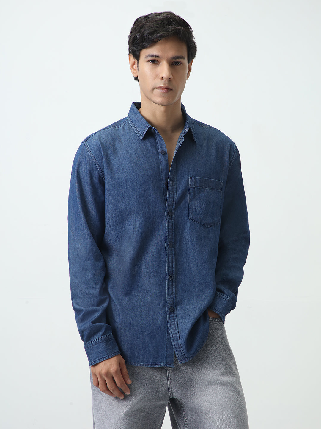 Men's Dark Blue Regular Fit Full Sleeve Solid Denim Shirt
