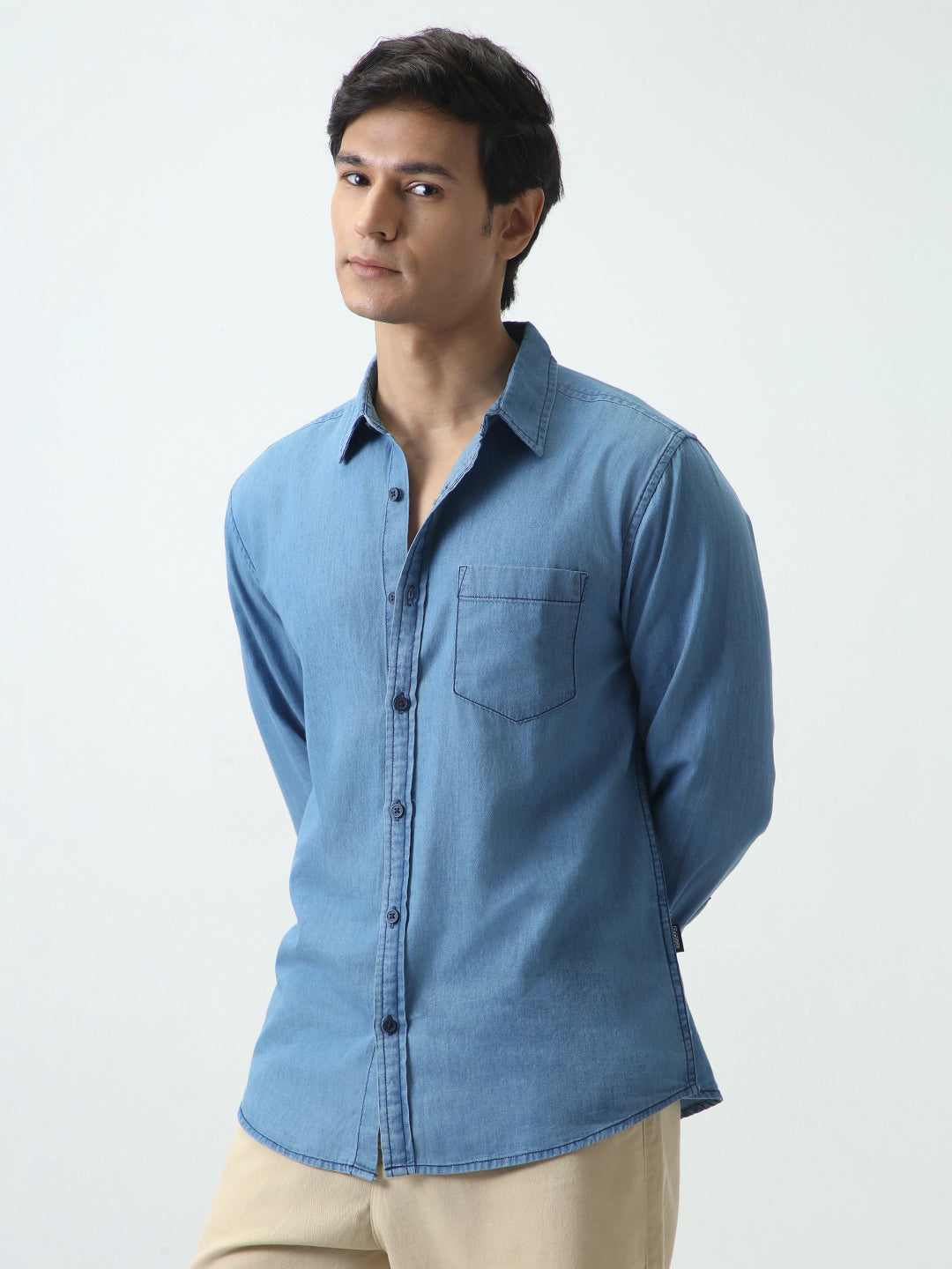 Men's Light Blue Regular Fit Full Sleeve Solid Denim Shirt