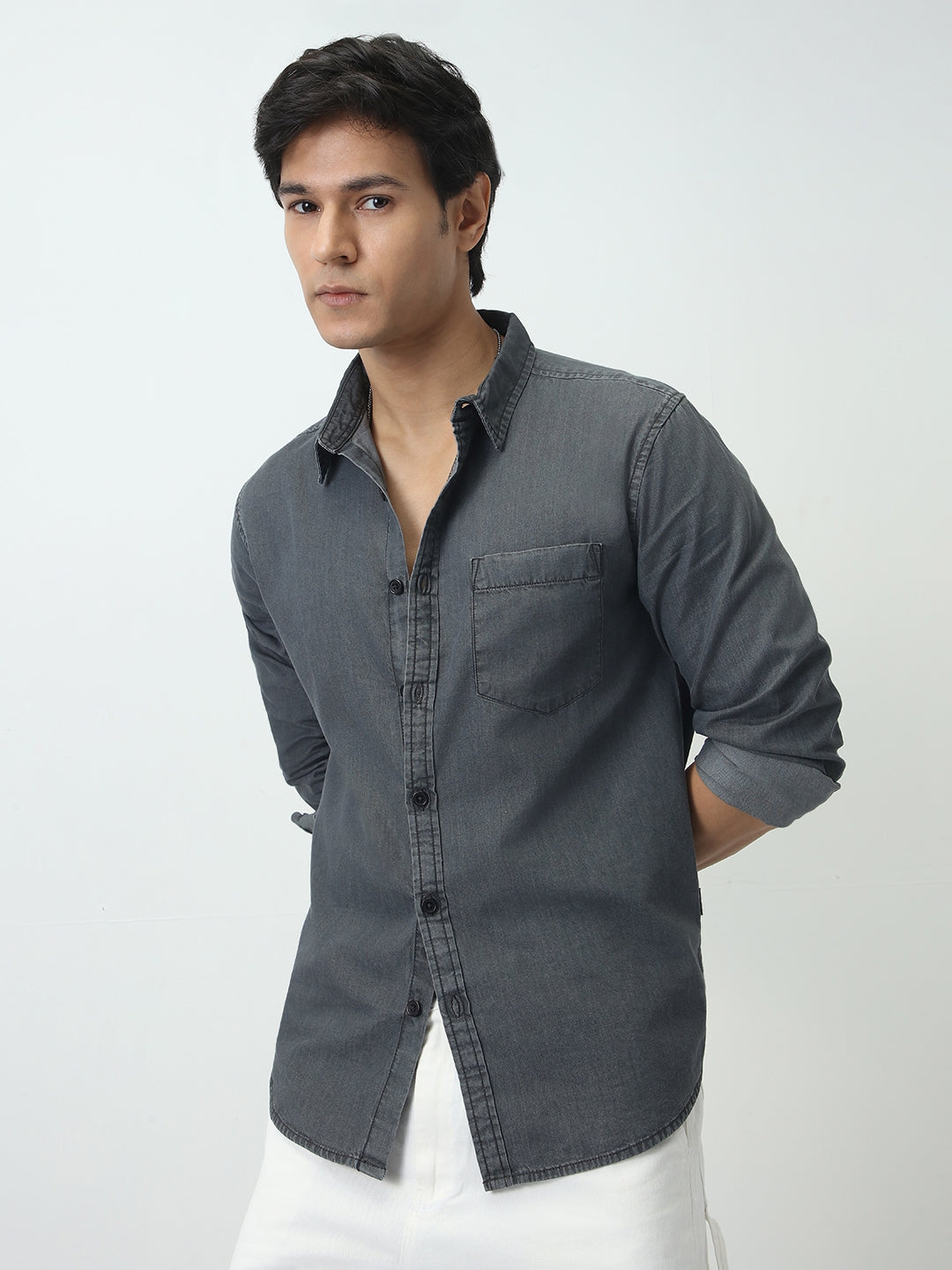 Men's Grey Regular Fit Full Sleeve Solid Denim Shirt
