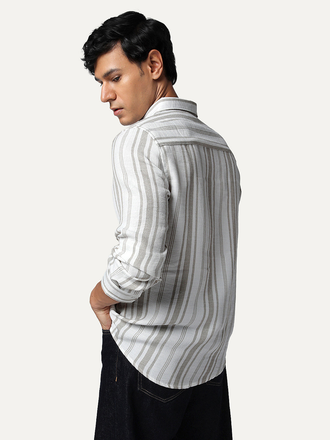 Men's Light Grey Cotton Full Sleeve Relaxed Fit Linen Striped Shirt with Spread Collar