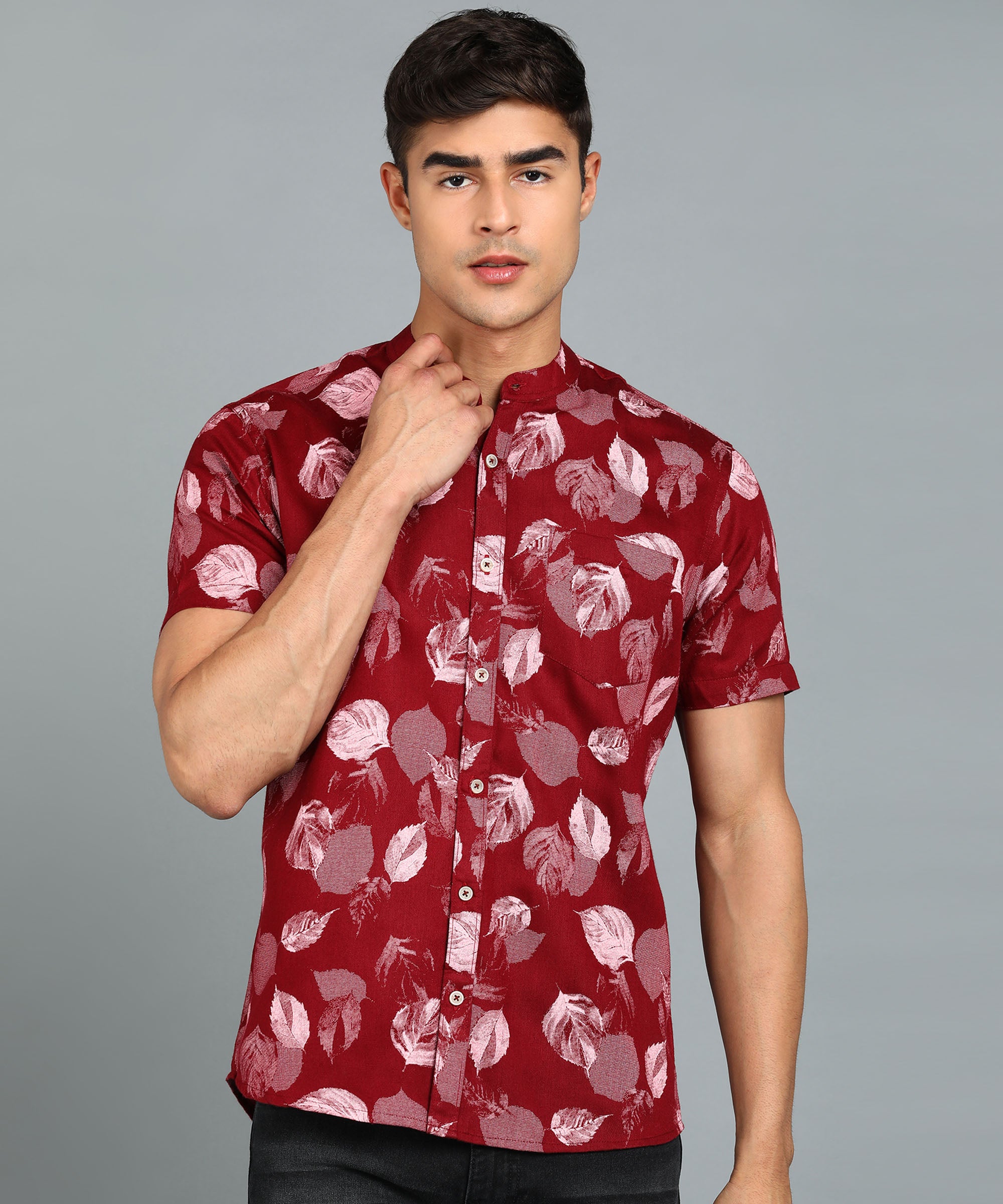 Men's Maroon Cotton Half Sleeve Slim Fit Casual Floral Printed Shirt