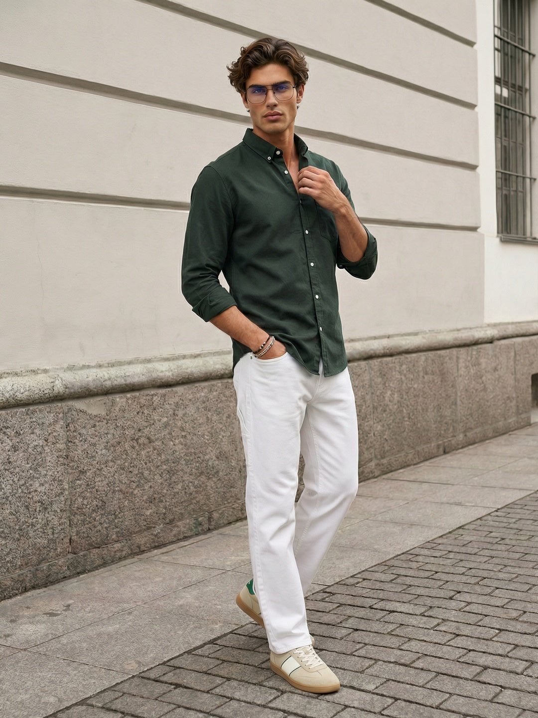 Men's Dark Green Cotton Full Sleeve Regular Fit Solid Oxford Shirt With Button-Down Collar