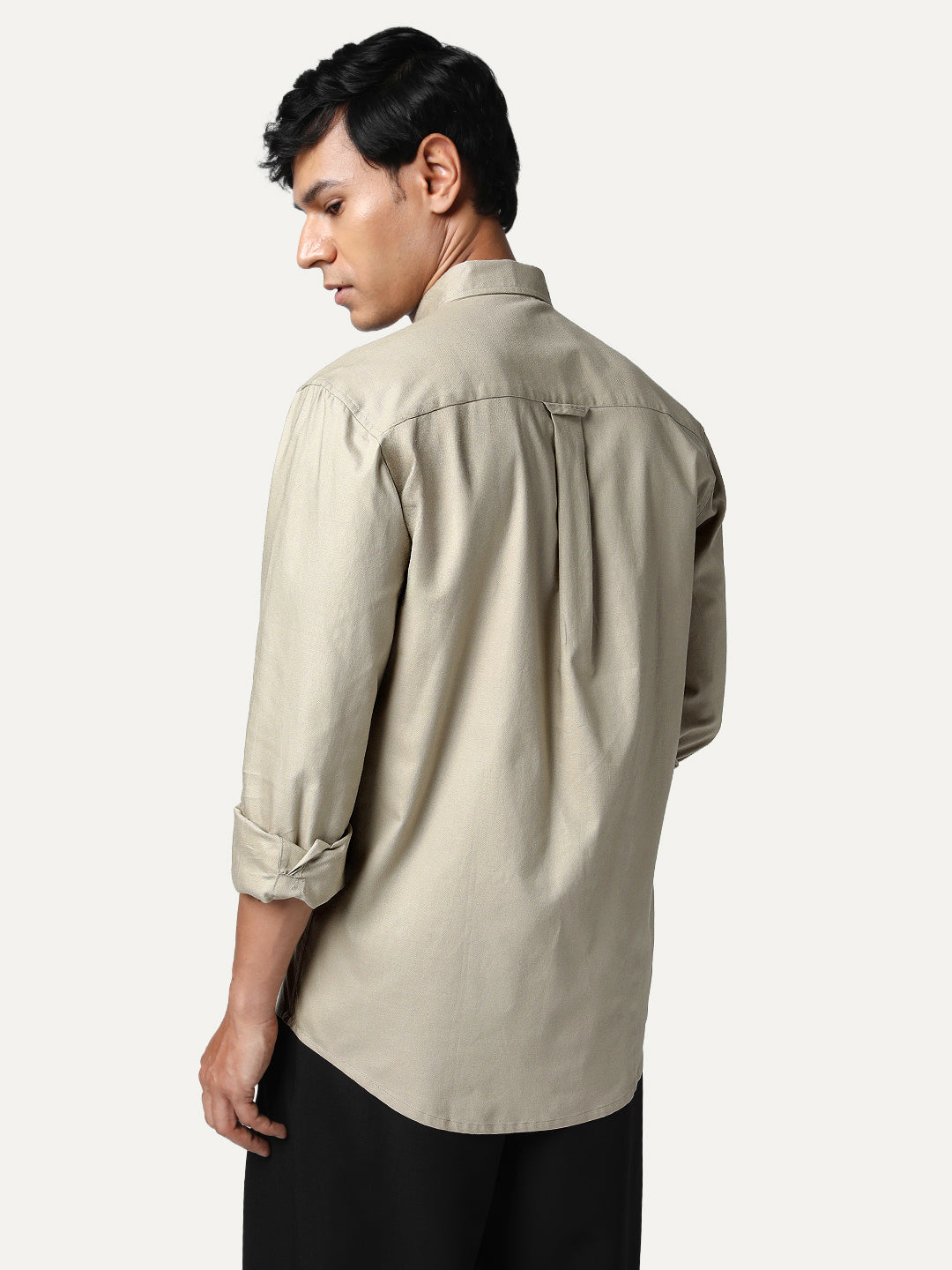 Men's Khaki Cotton Full Sleeve Regular Fit Solid Oxford Shirt With Button-Down Collar