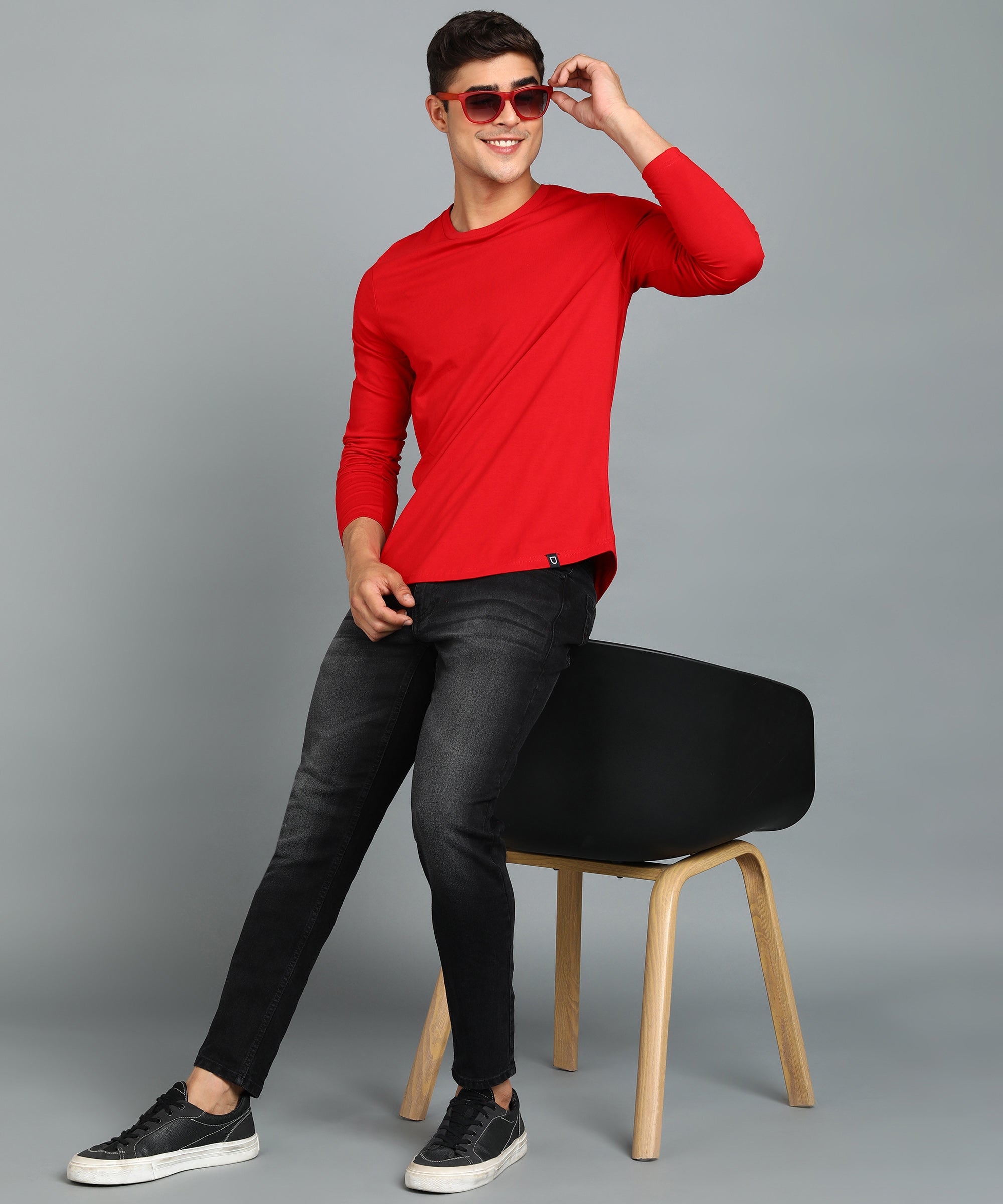 Urbano Fashion Men's Printed Red Round Neck Full Sleeve Slim Fit Cotton T-Shirt