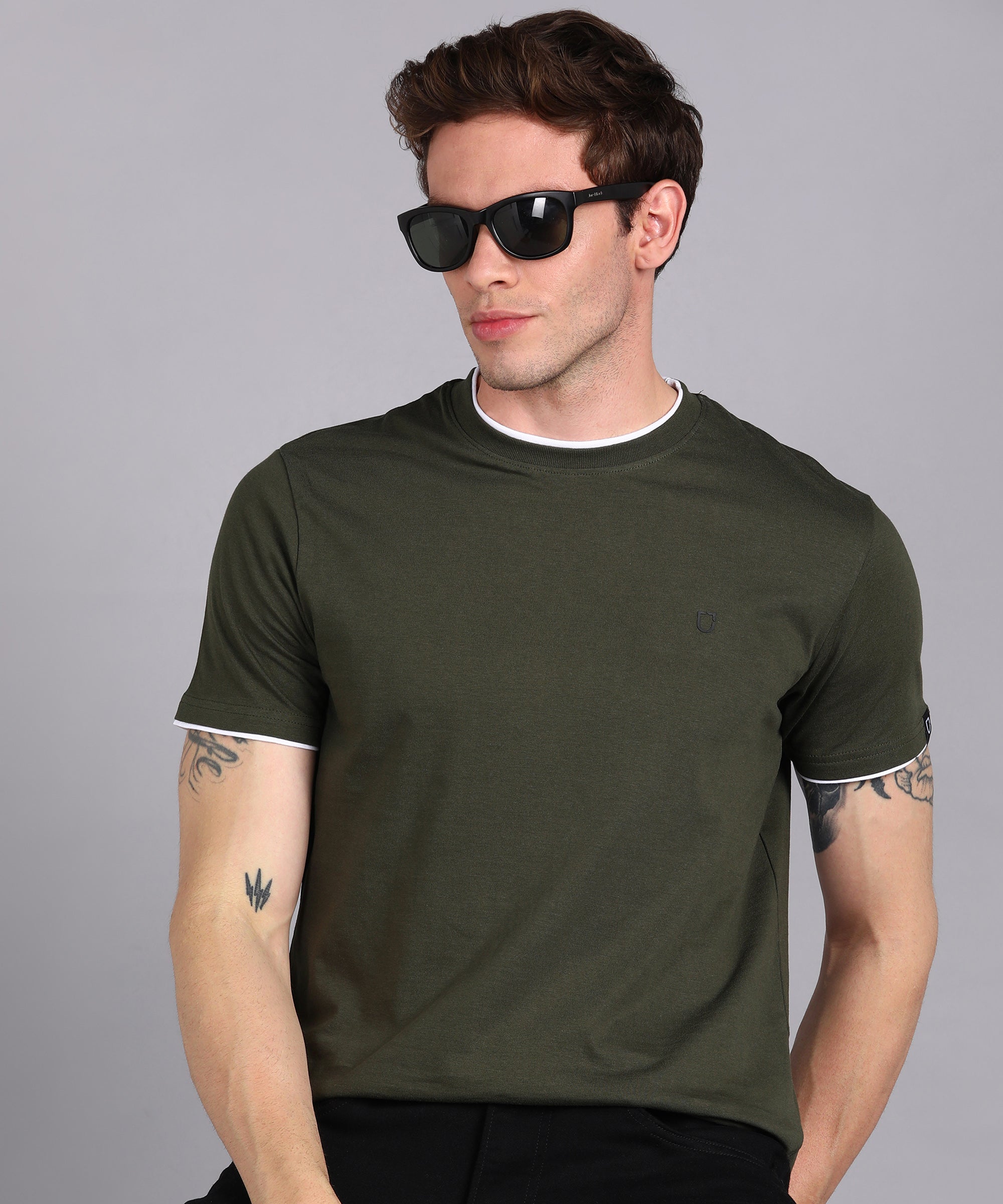 Urbano Fashion Men's Solid Olive Round Neck Half Sleeve Slim Fit Cotton T-Shirt